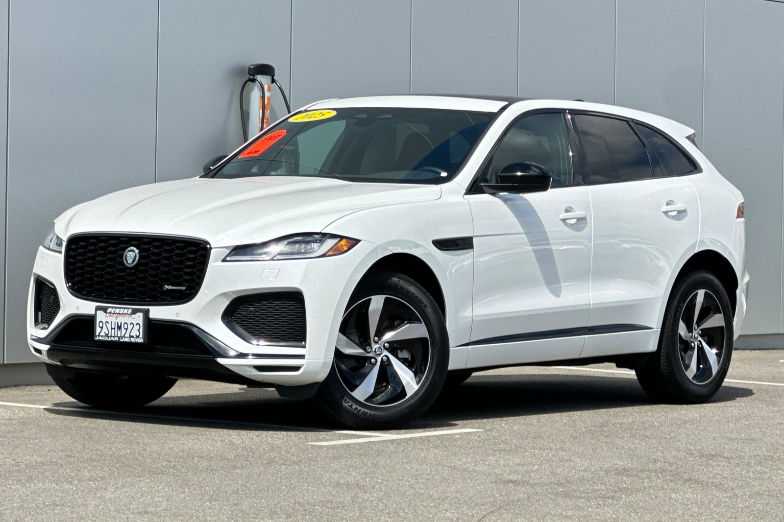 2025 Jaguar F-PACE R-Dynamic S