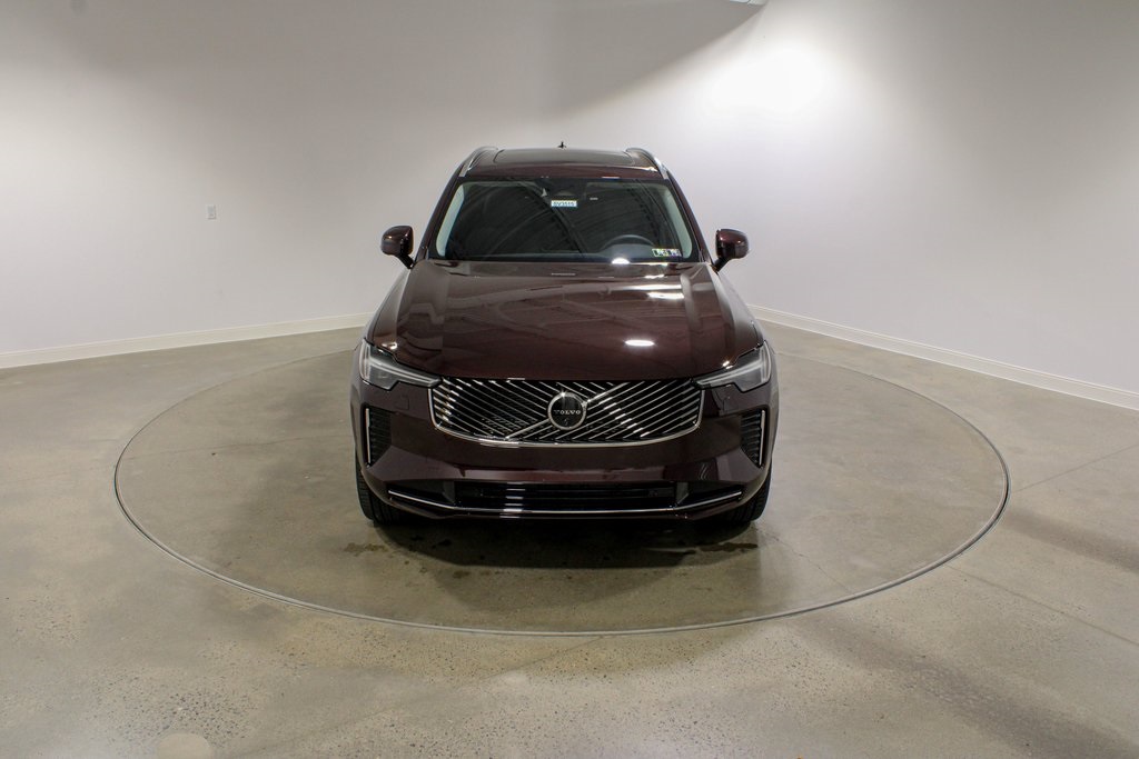 2026 Volvo XC90 Plus photo 2