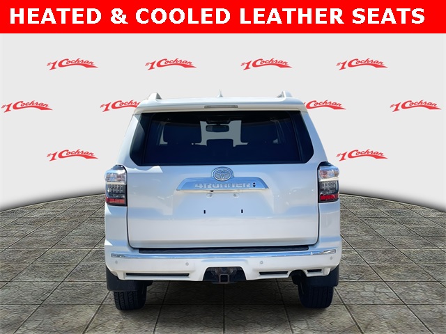 2017 Toyota 4Runner Limited photo 4
