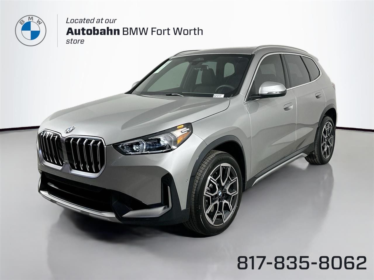 2025 BMW X1 28i's photo
