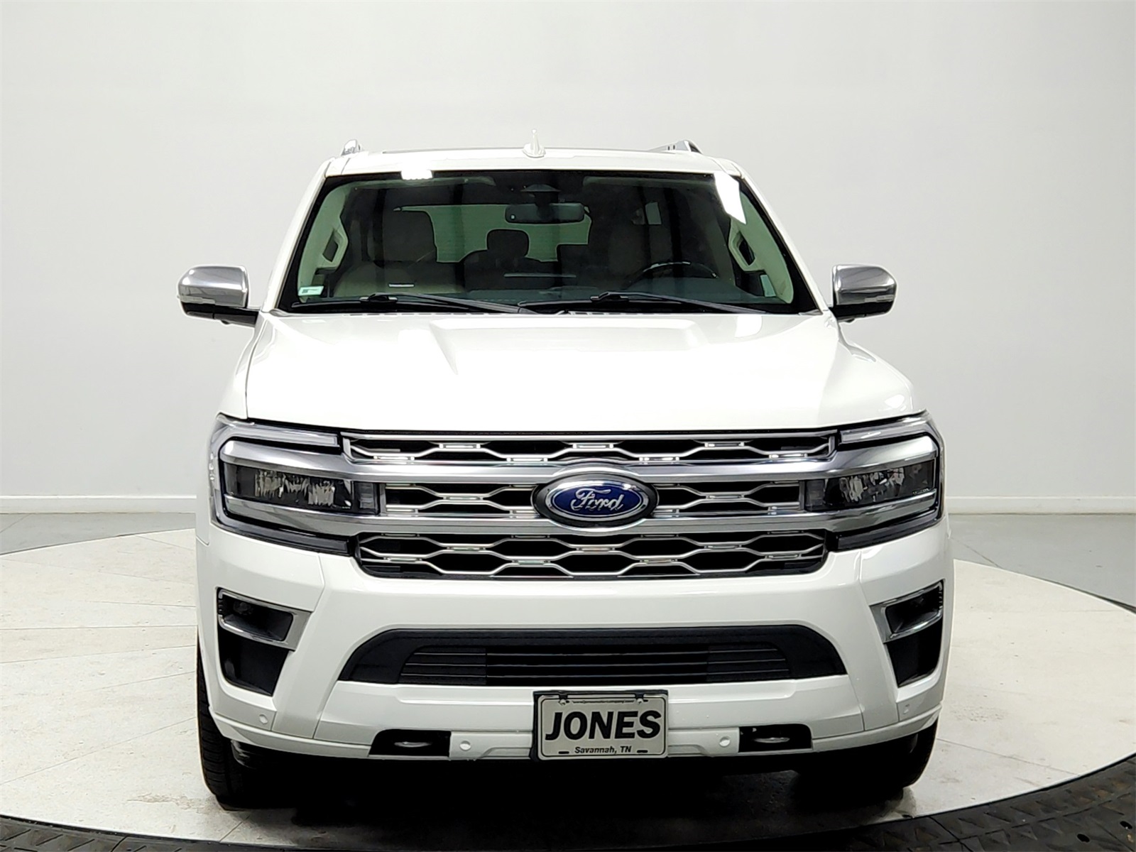 2022 Ford Expedition MAX Platinum photo 2