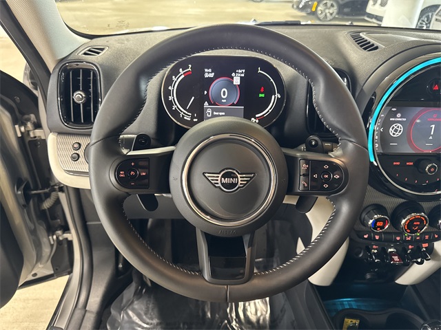 2024 Mini Cooper Signature photo 16