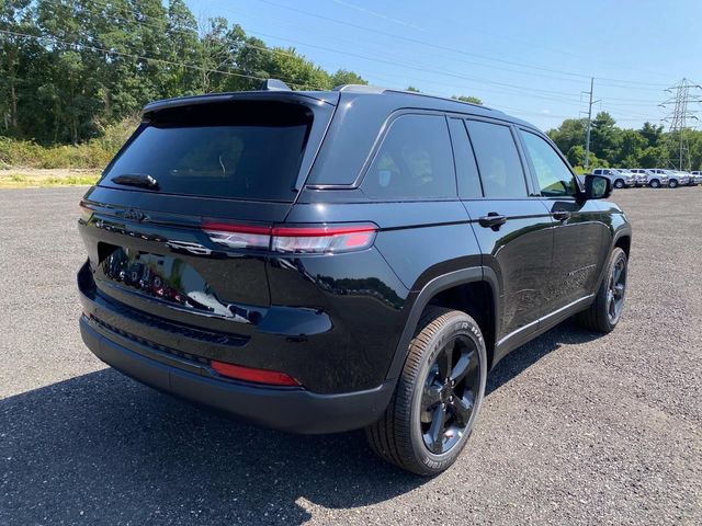 2025 Jeep Grand Cherokee Altitude X photo 3