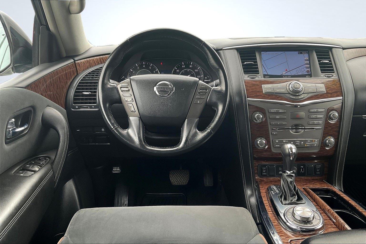 2019 Nissan Armada SV photo 4