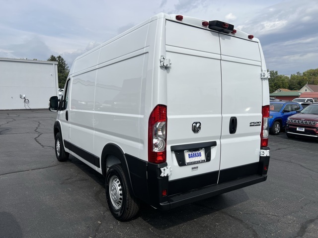 2026 Ram ProMaster 2500 photo 13