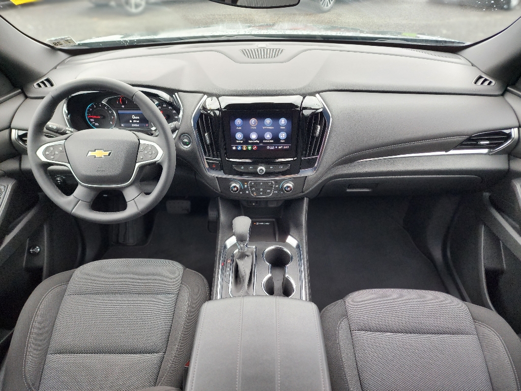 2023 Chevrolet Traverse Cloth photo 2