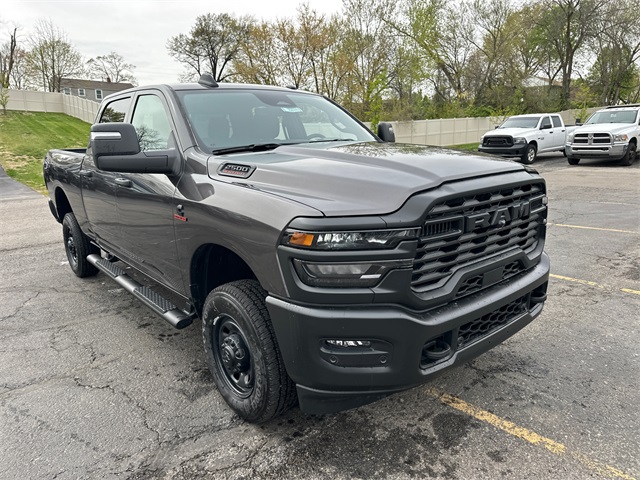 2025 Ram 2500 Tradesman photo 4