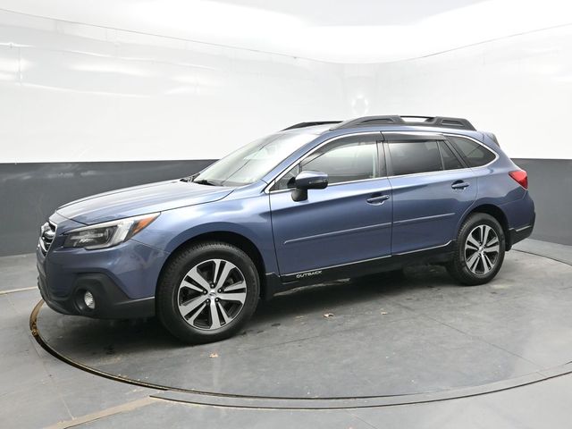 2018 Subaru Outback 3.6R Limited photo 3