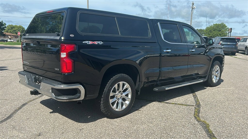 2019 Chevrolet Silverado 1500 LTZ photo 3