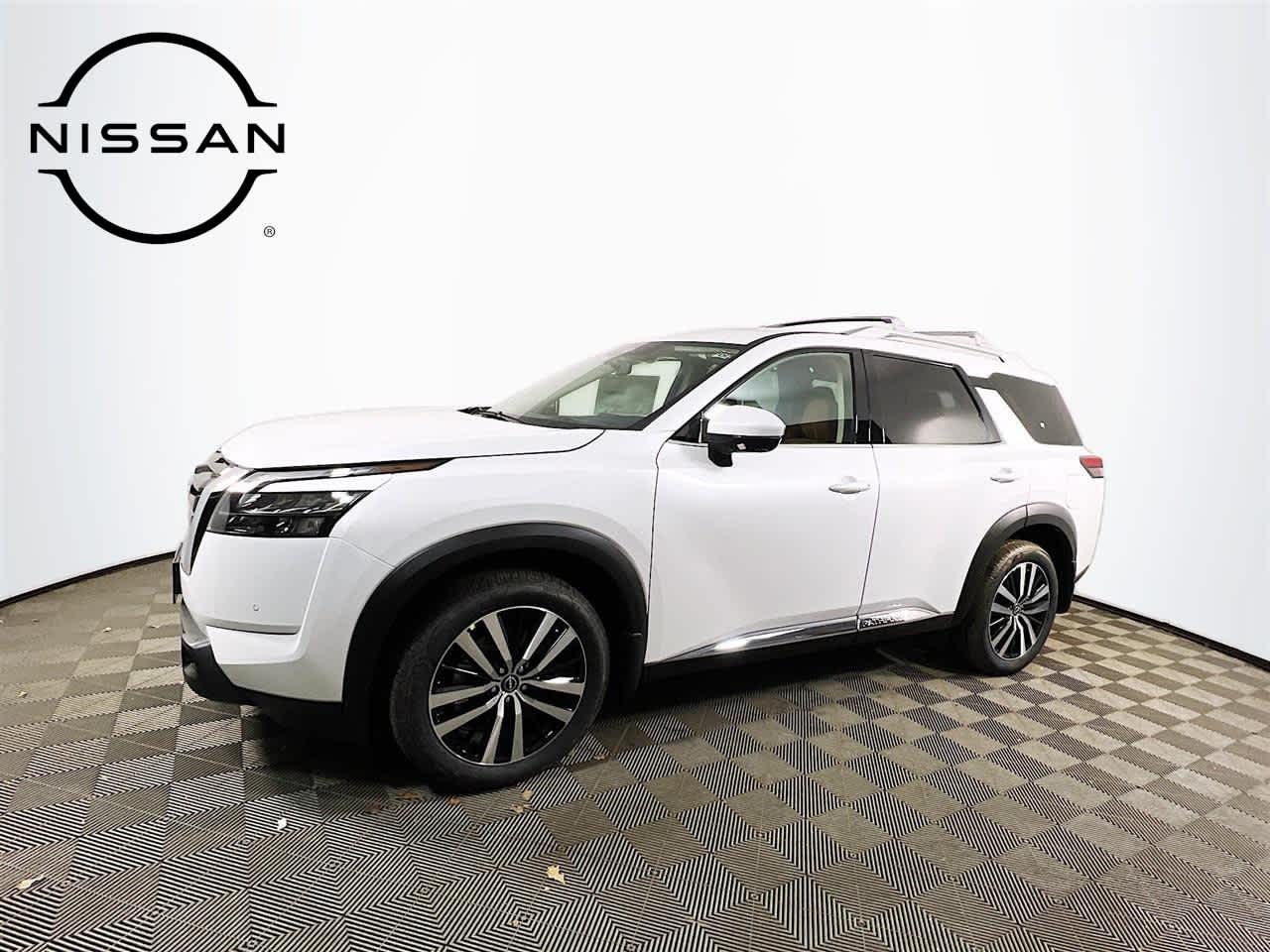 New 2025 Nissan Pathfinder Platinum SUV in Toms River
