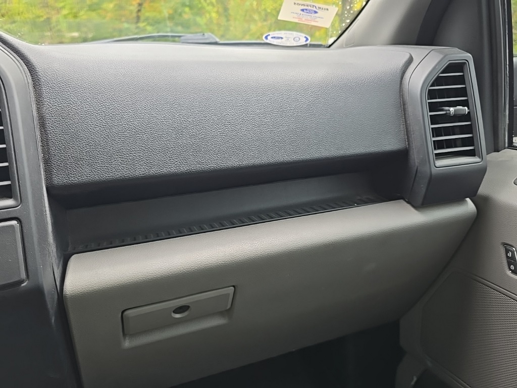 2020 Ford F-150 XL photo 25