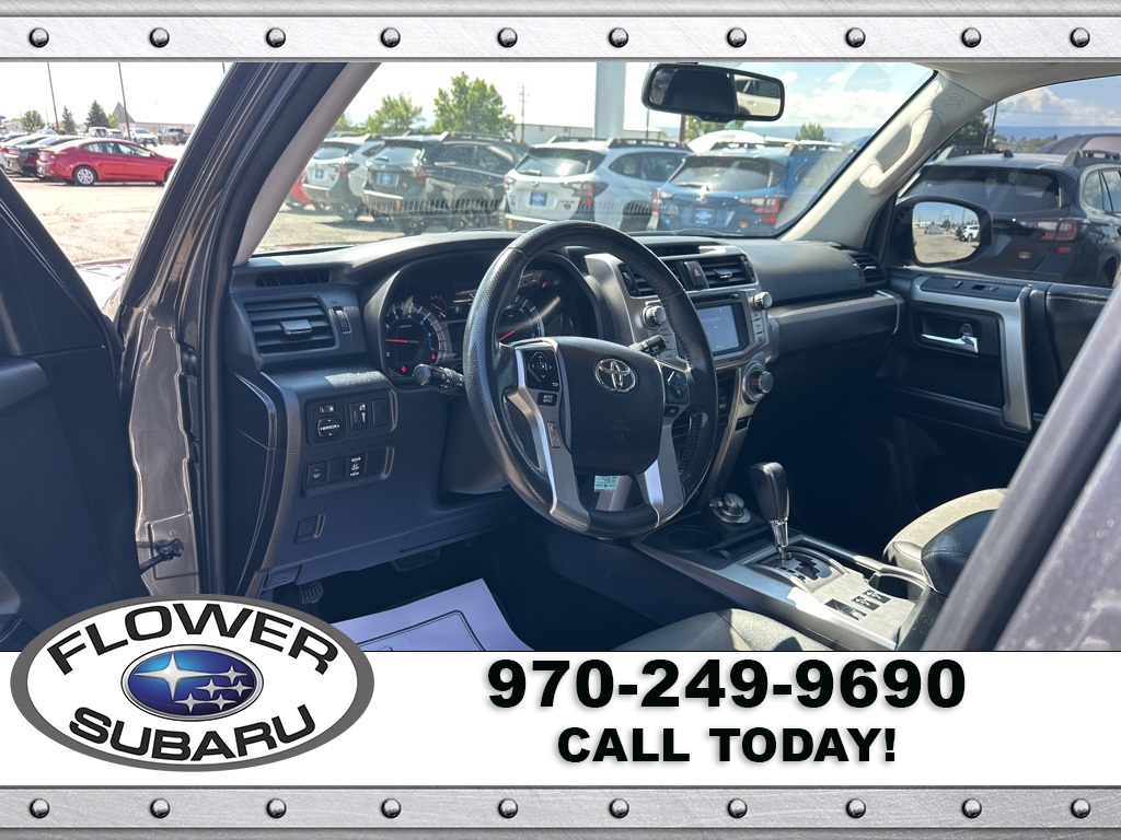 2016 Toyota 4Runner SR5 Premium photo 19