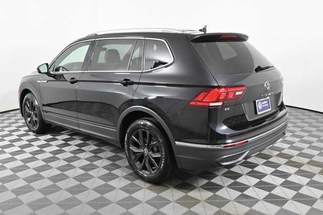 2024 Volkswagen Tiguan SE Wolfsburg Edition photo 8