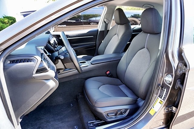 2023 Toyota Camry LE photo 14