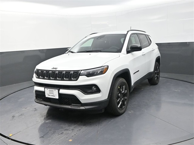 2026 Jeep Compass Latitude Altitude photo 3