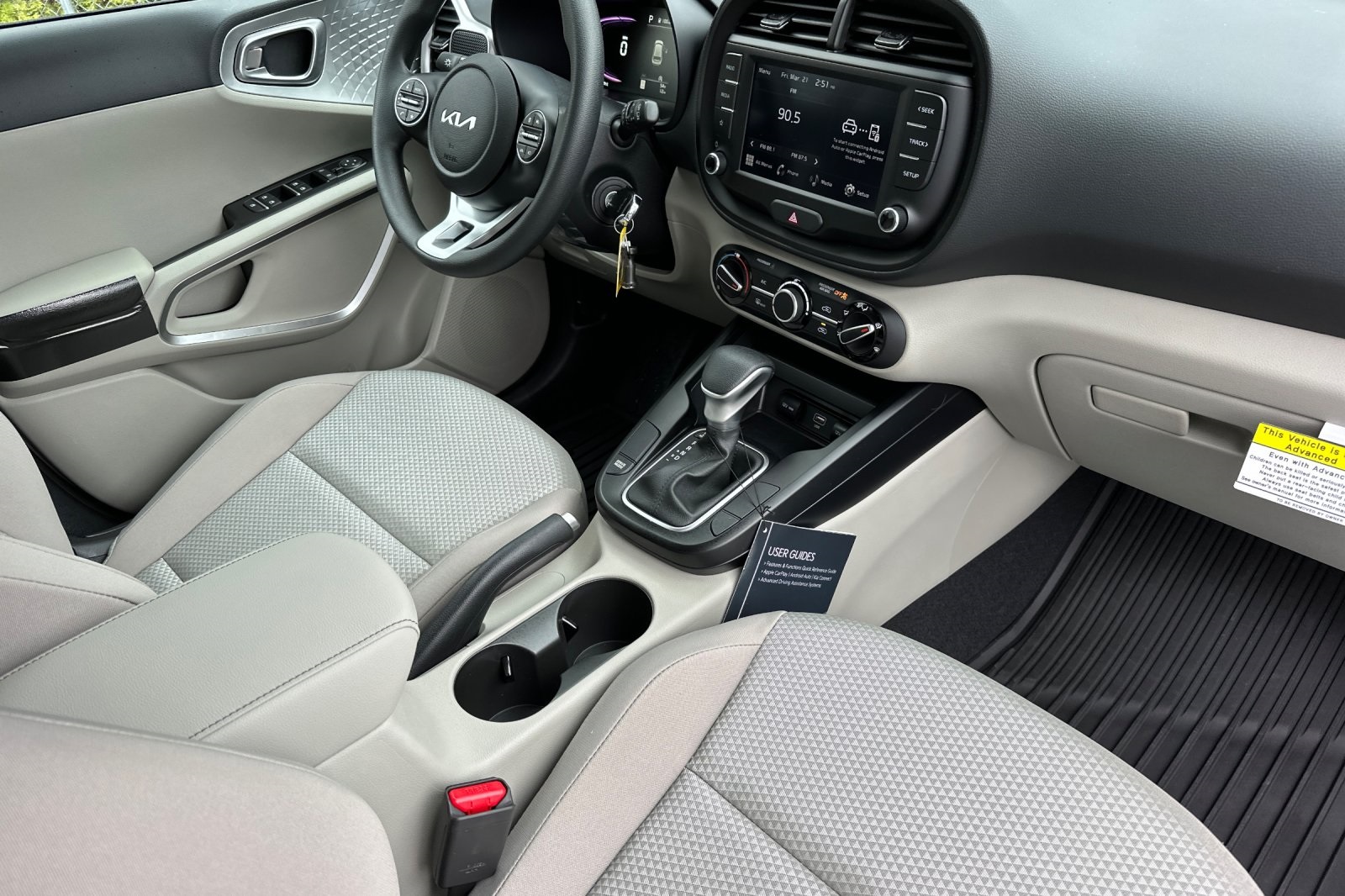 2025 Kia Soul LX photo 12