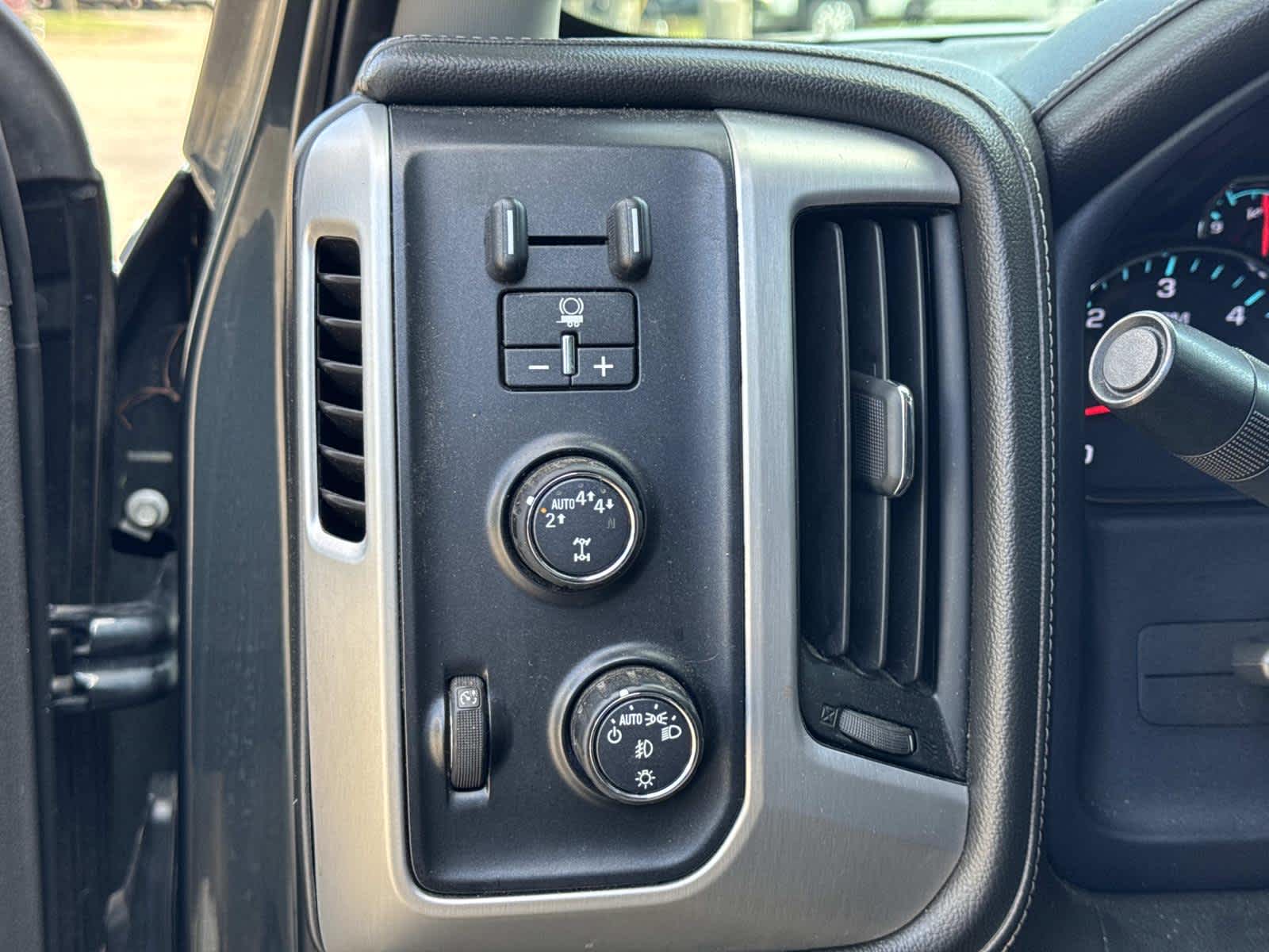 2017 Gmc Sierra 1500 SLT photo 12