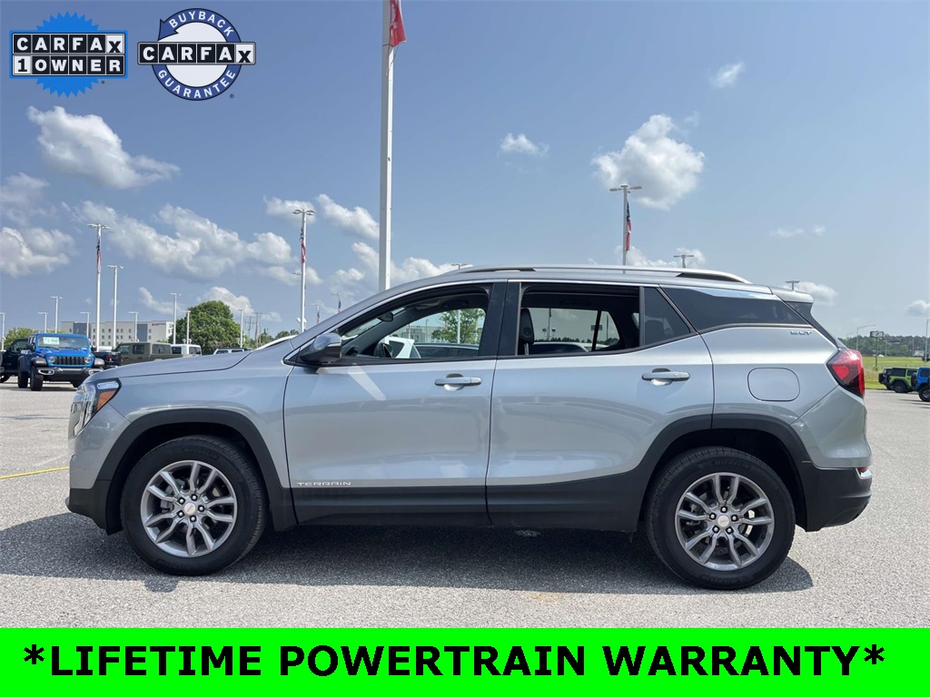 2024 Gmc Terrain SLT photo 3