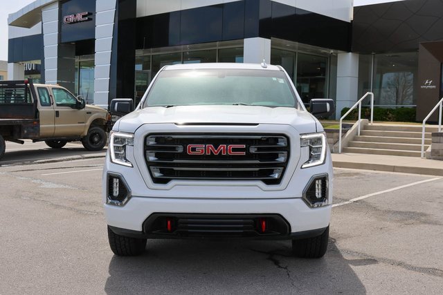 Used 2021 Summit White GMC AT4 image 3