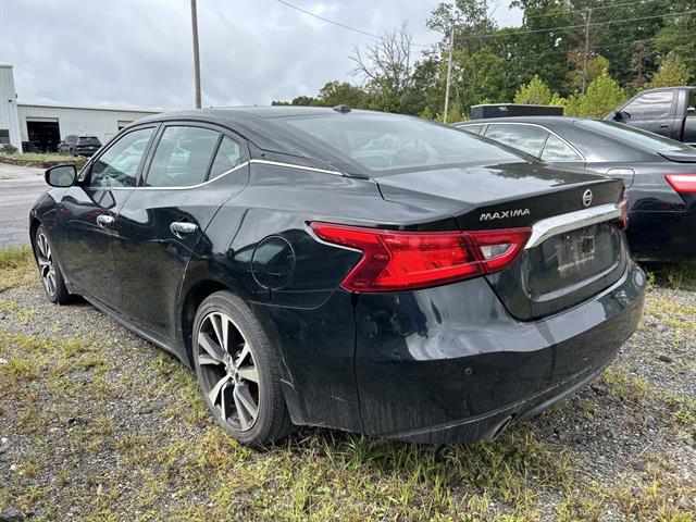2017 Nissan Maxima SL photo 4