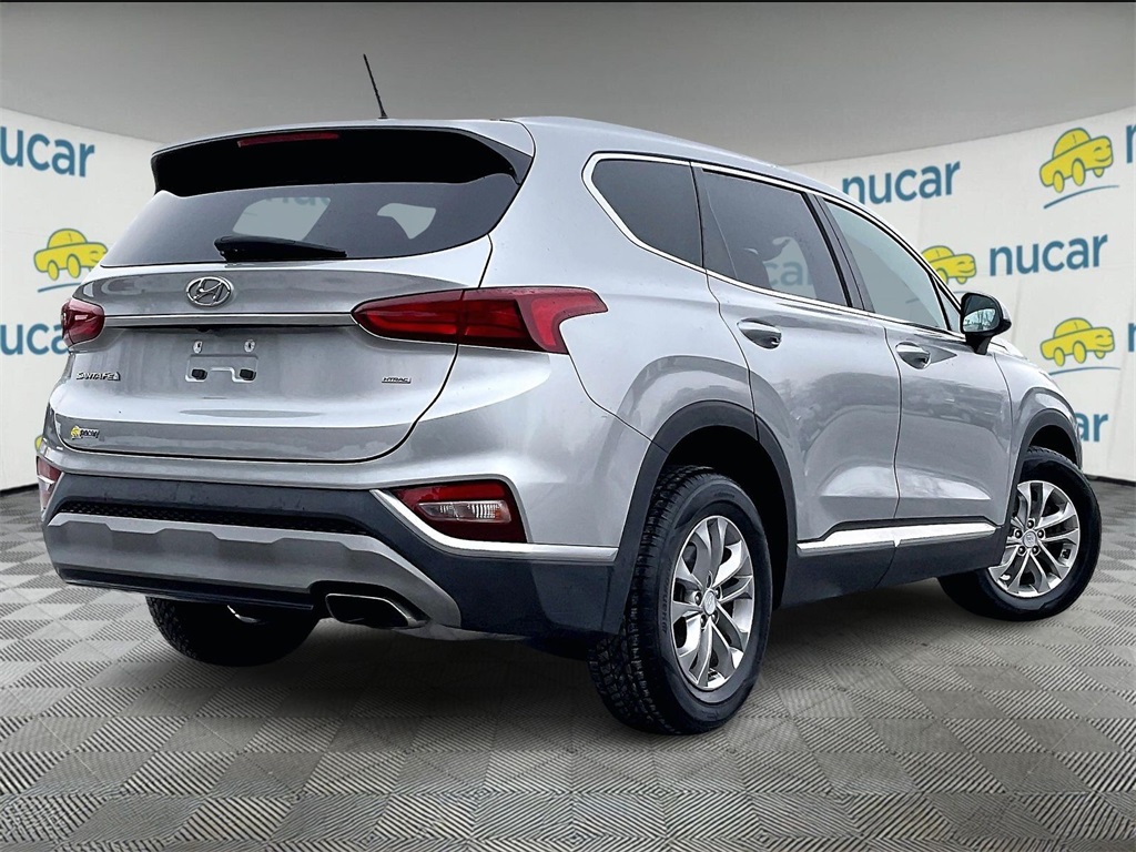 Image of Pre-Owned 2020 Hyundai Santa Fe SE