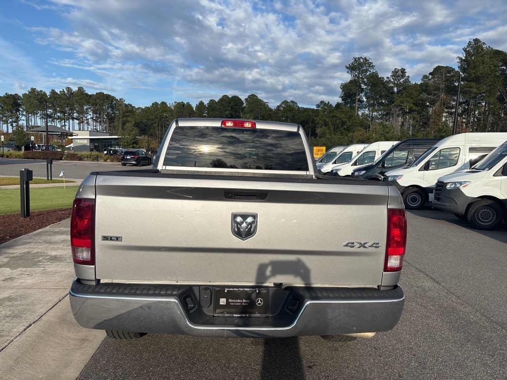 2024 Ram 1500 Classic SLT photo 3