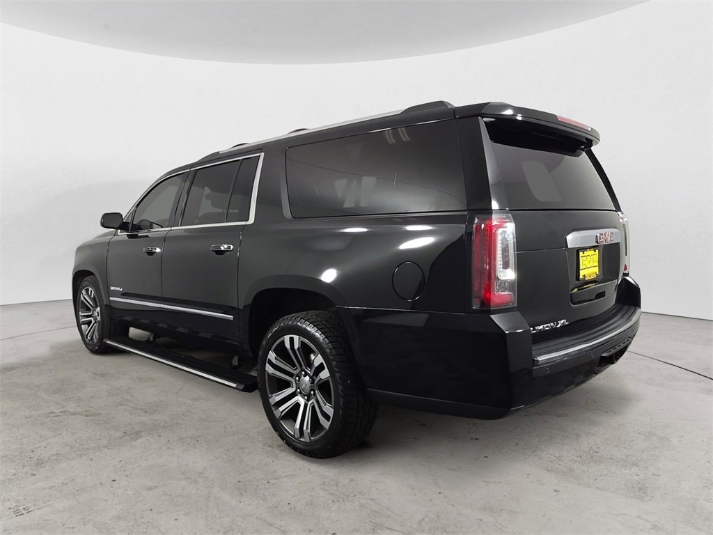 2020 Gmc Yukon XL Denali photo 2