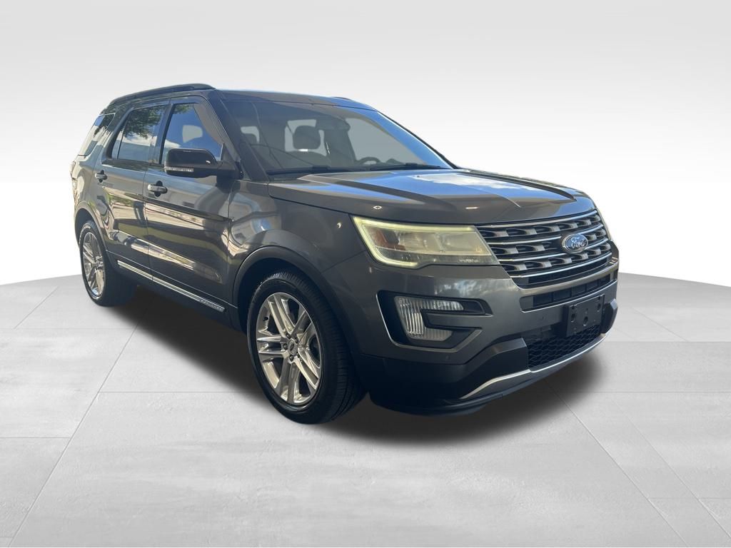 Certified 2017 Ford Explorer XLT with VIN 1FM5K7D83HGB43841 for sale in Lake Worth Beach, FL