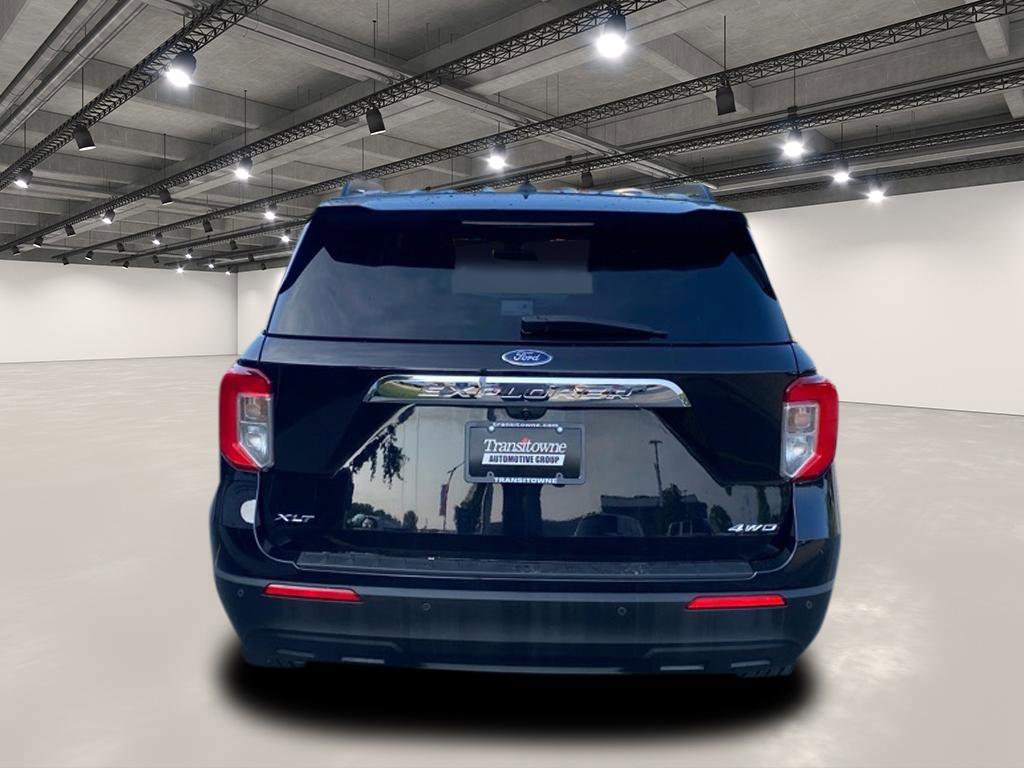 2022 Ford Explorer XLT photo 4
