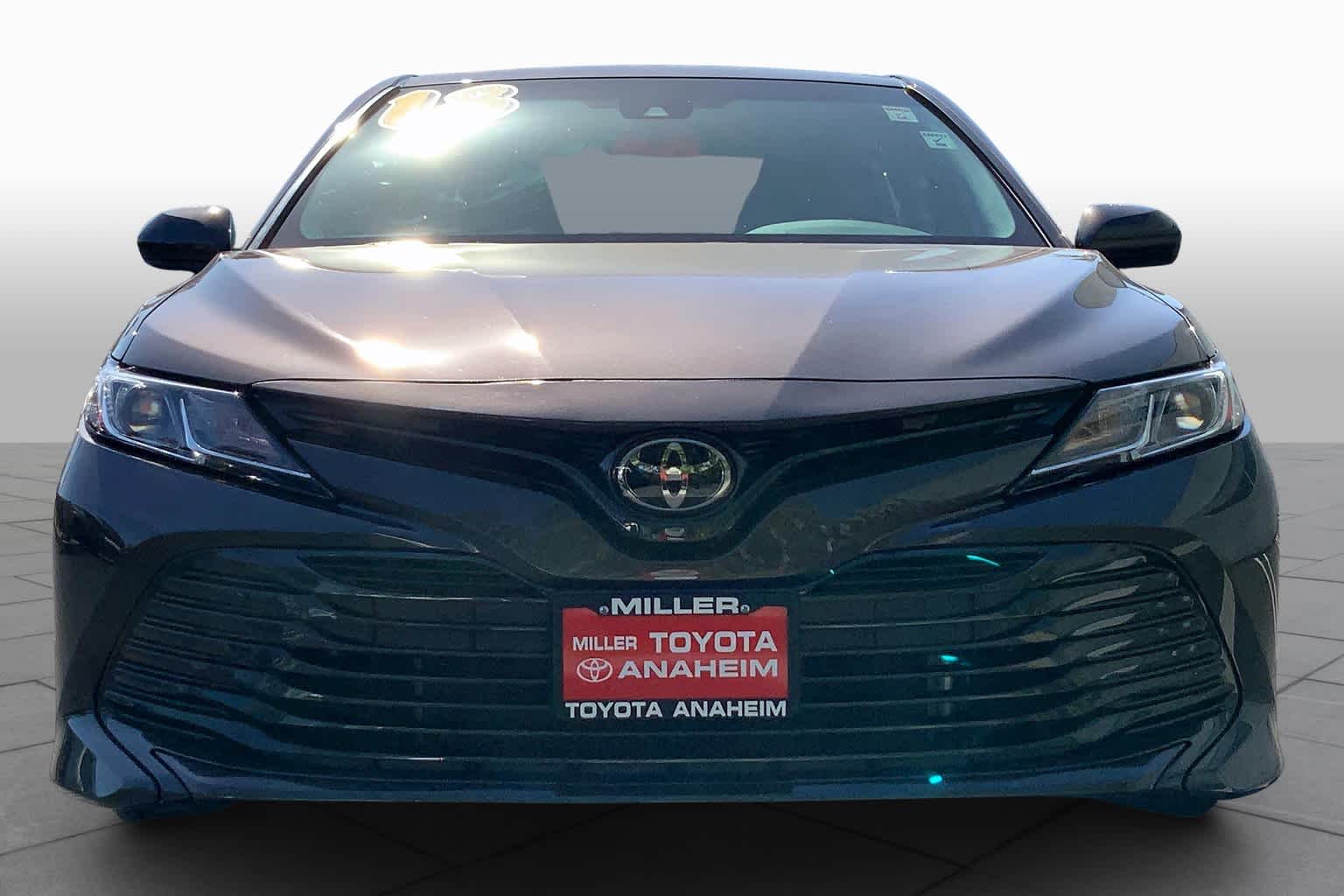 2018 Toyota Camry LE photo 3