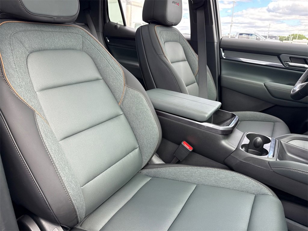2026 Gmc Terrain AT4 photo 35