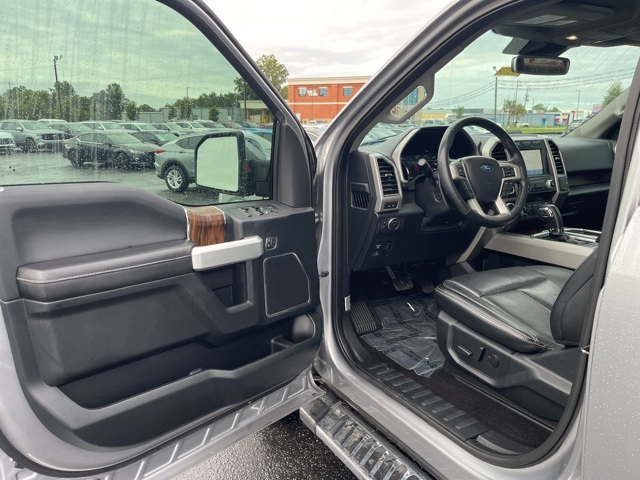 2020 Ford F-150 Lariat photo 4