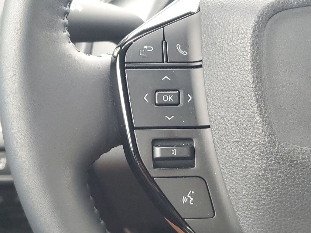 2024 Toyota Prius Limited photo 29