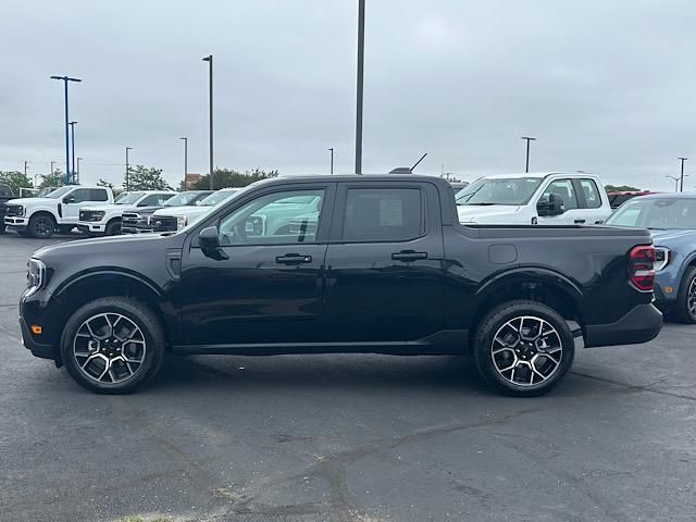 2025 Ford Maverick Lariat photo 3