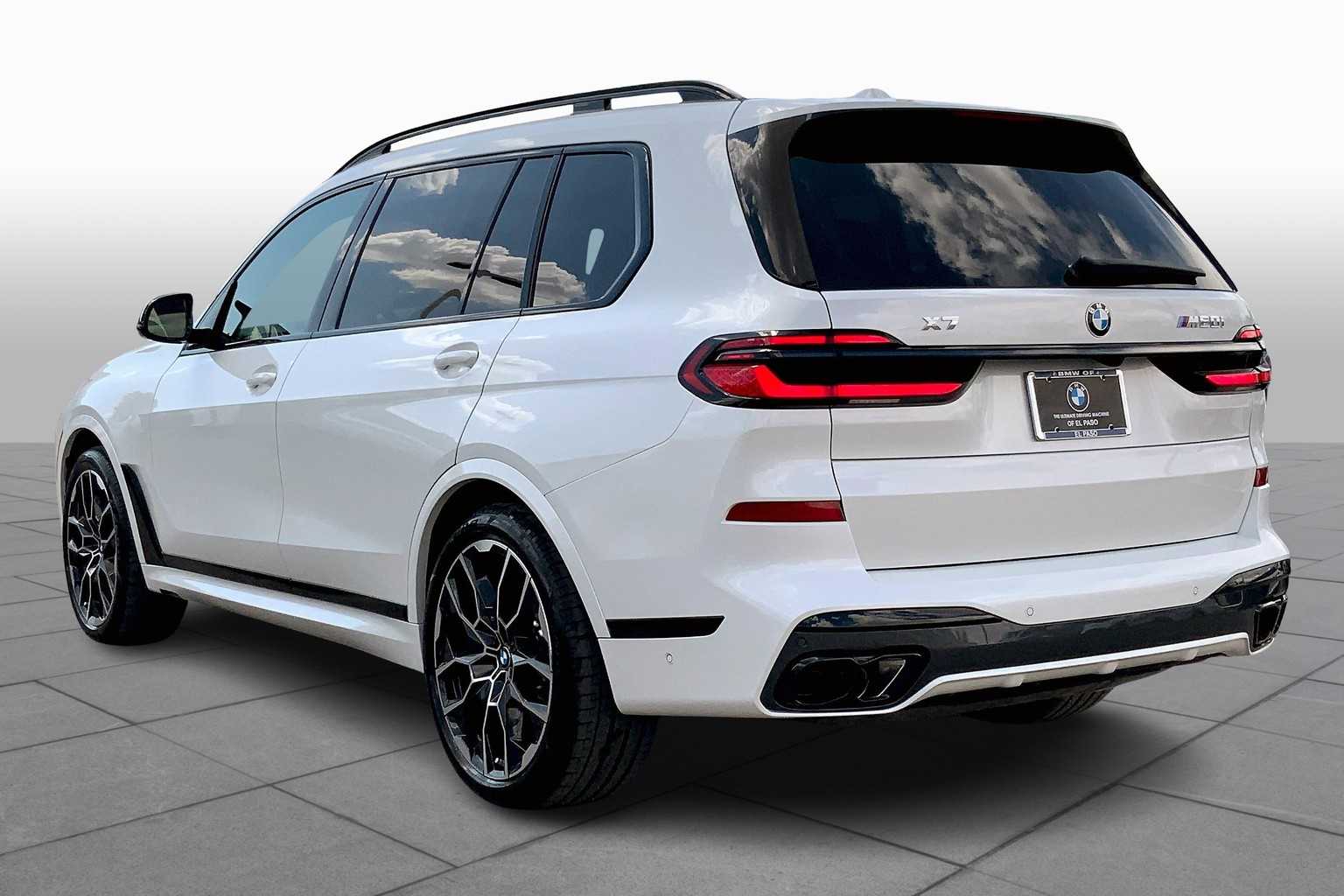 2026 Bmw X7 M60i photo 12