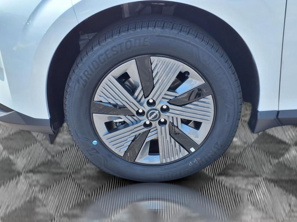 2025 Nissan Murano SL photo 15