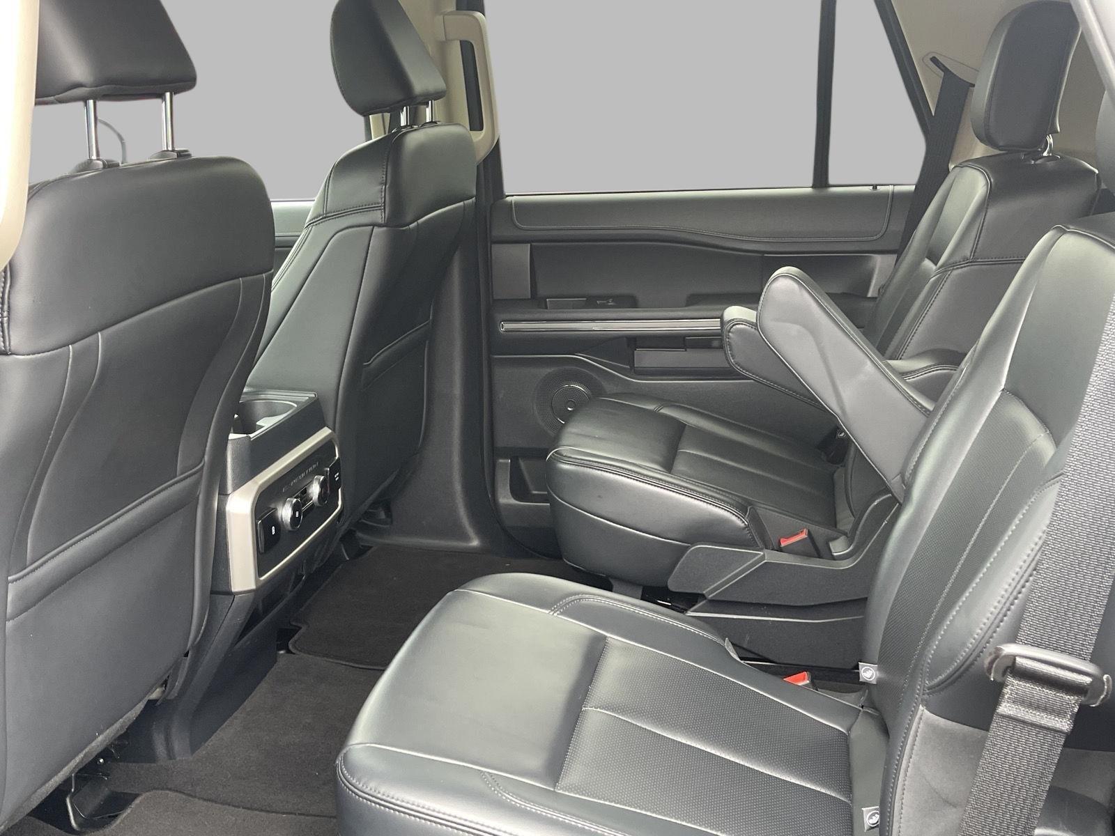 2024 Ford Expedition XLT photo 22