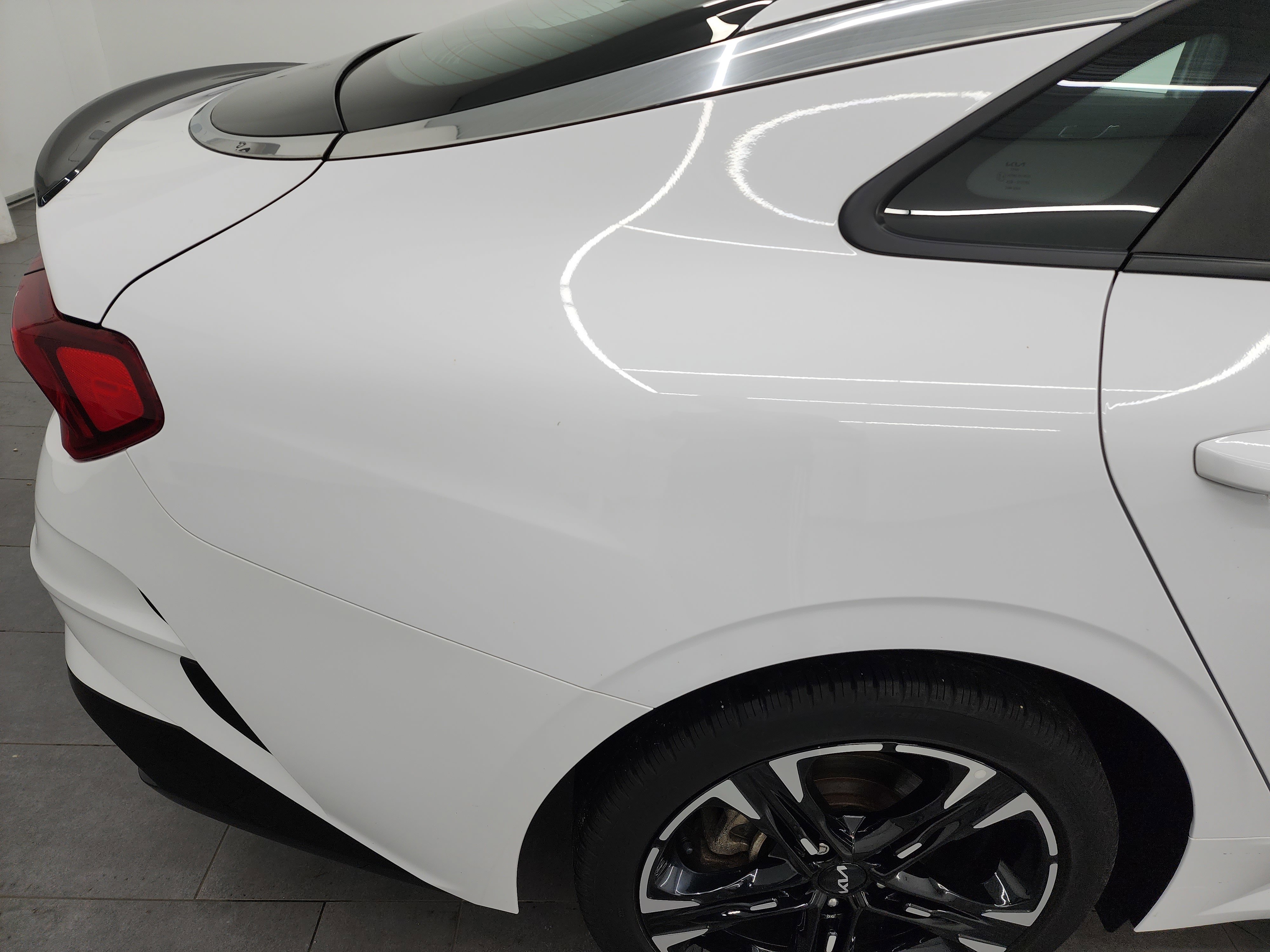 2024 Kia K5 GT-Line LXS GT photo 10