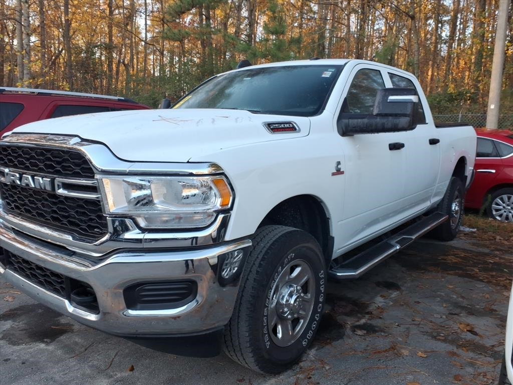 2024 Ram 2500 Tradesman photo 4
