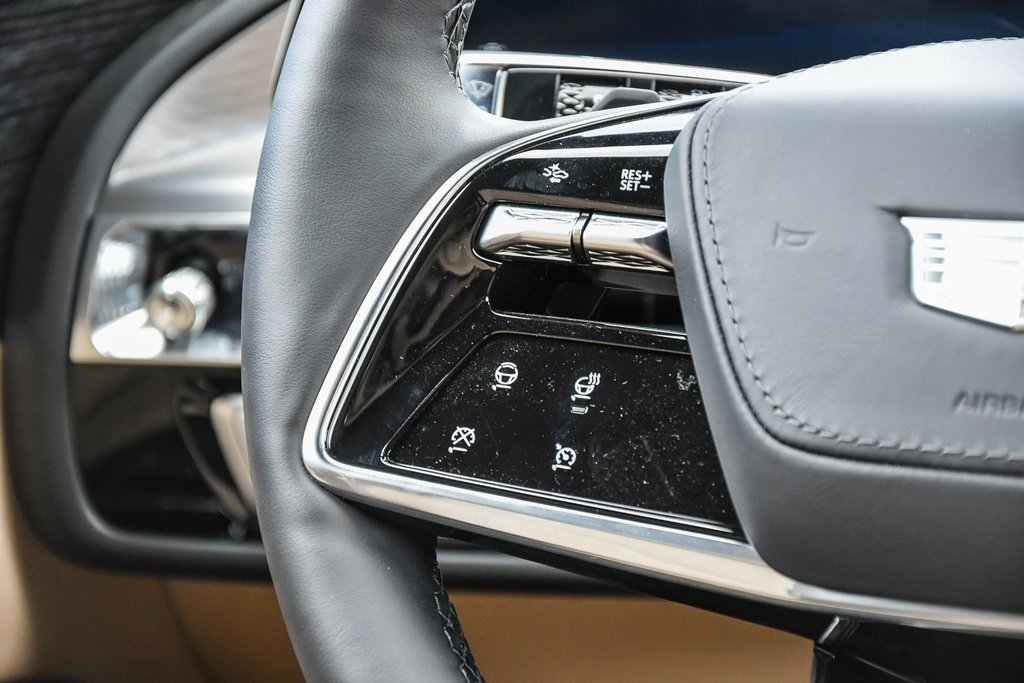 2024 Cadillac Lyriq Sport photo 16