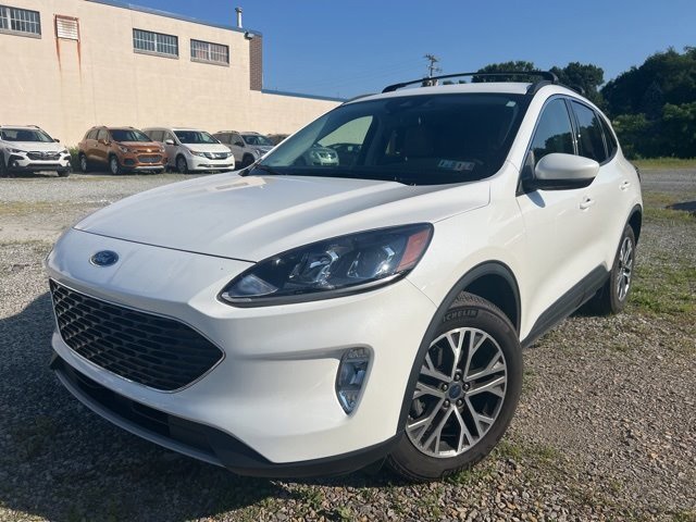 2022 Ford Escape SEL photo 3