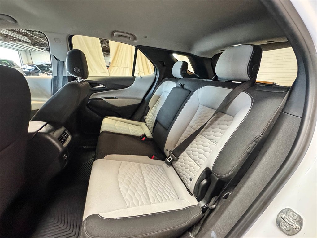 2019 Chevrolet Equinox LS photo 15