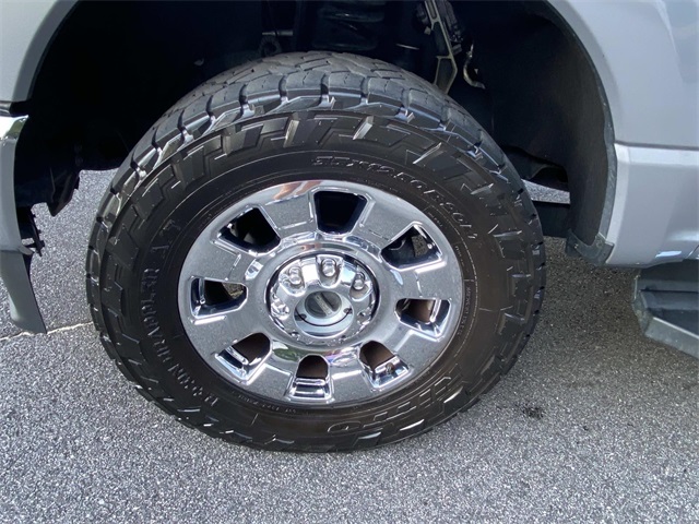 2023 Ford F-250 Lariat photo 12