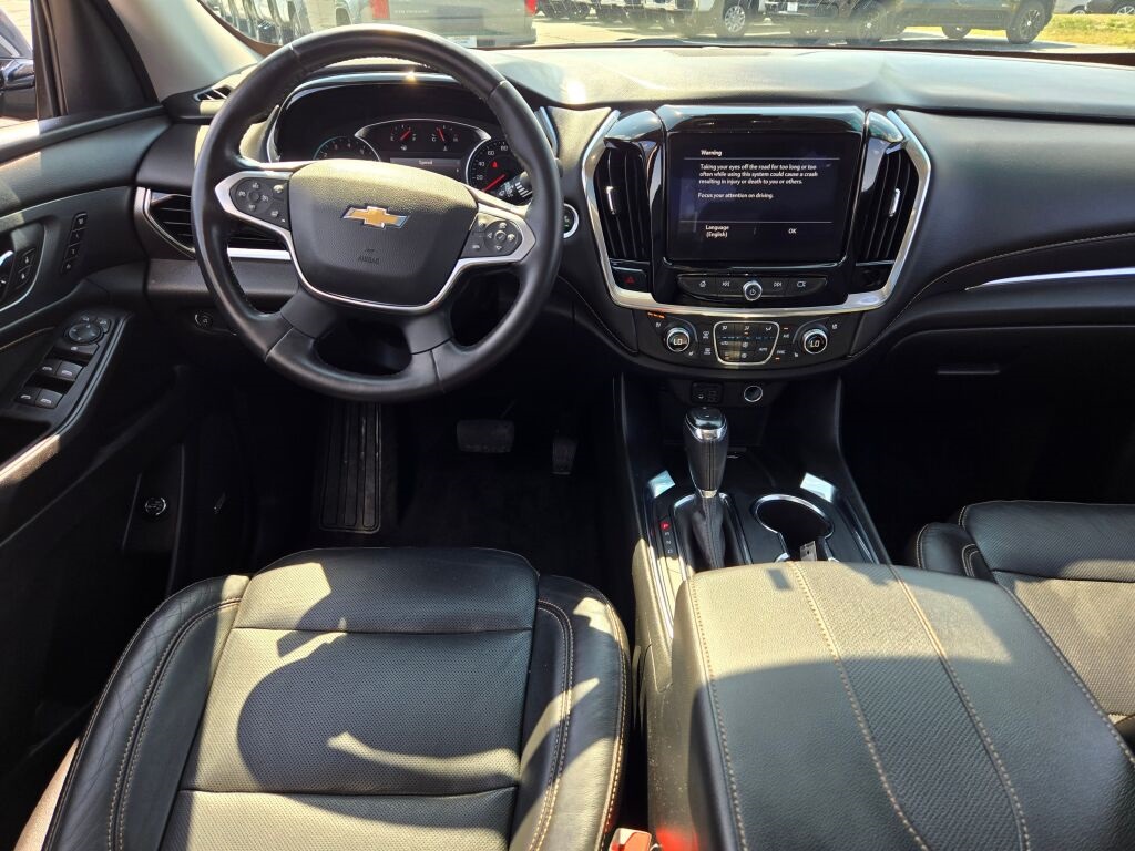 2020 Chevrolet Traverse Premier photo 17