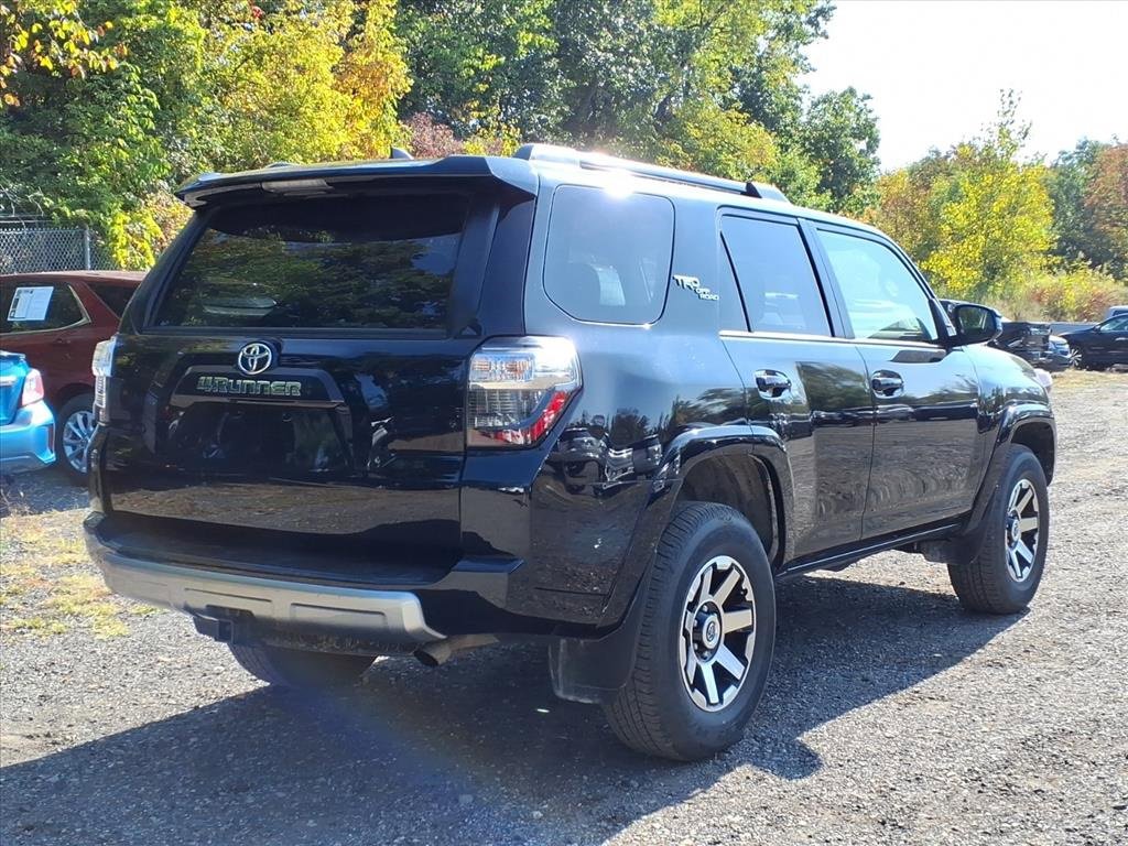 2024 Toyota 4Runner TRD photo 3