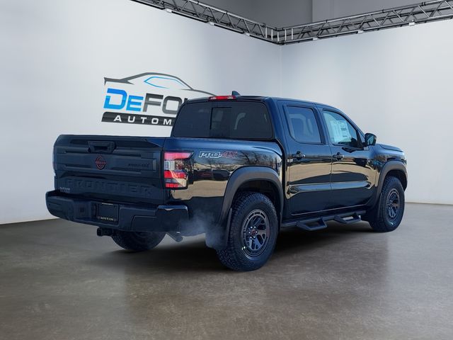 2025 Nissan Frontier PRO-4X photo 3
