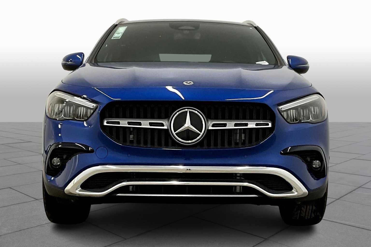 2025 Mercedes Benz GLA 250 photo 3