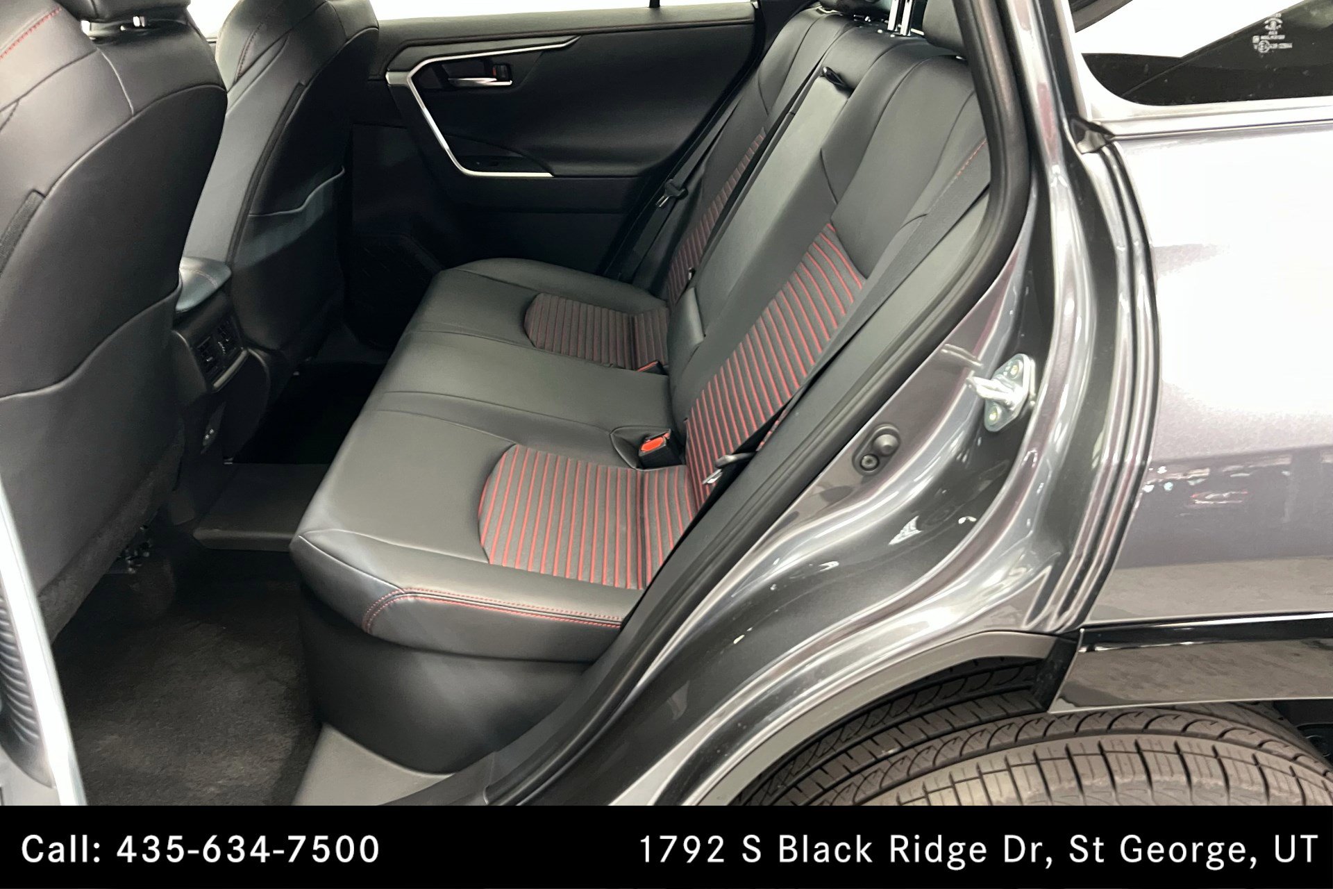 2025 Toyota RAV4 Hybrid XSE photo 20