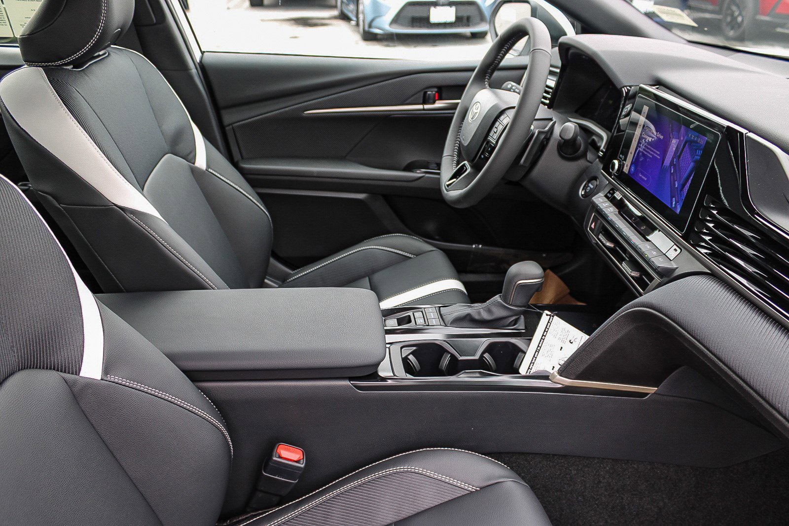 2025 Toyota Camry SE photo 16