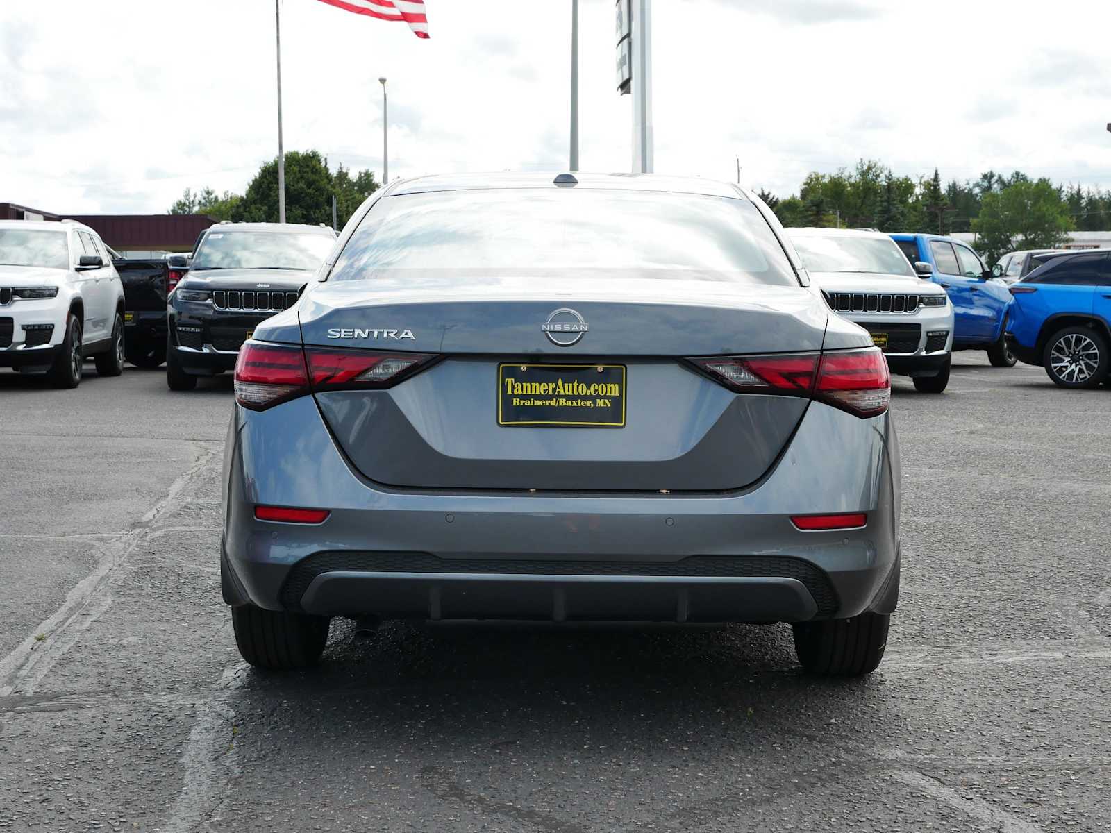 2025 Nissan Sentra SV photo 6